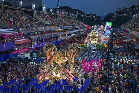 Kelis' Spicy Samba Showdown: A Culinary Clash of Cultures in Rio de Janeiro!